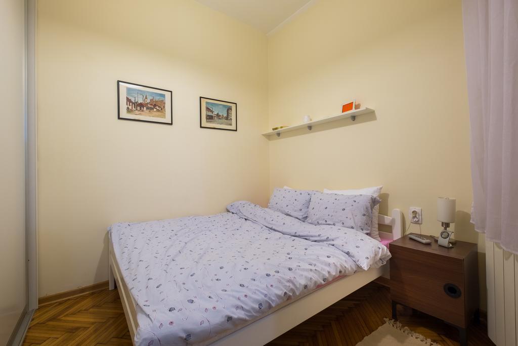 M&M Downtown Apartment Belgrado Quarto foto